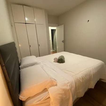 Apartamento 3br Luxo Com 2 Garagens Na Localização *